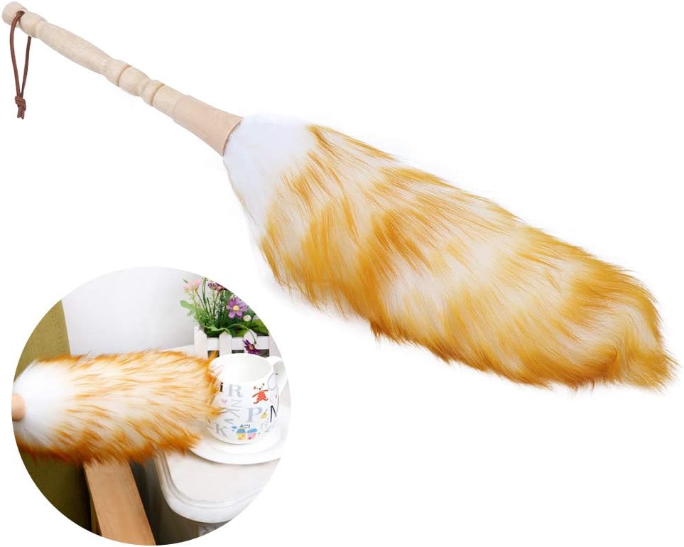Soft Wool Duster with Wooden Handle G634163
