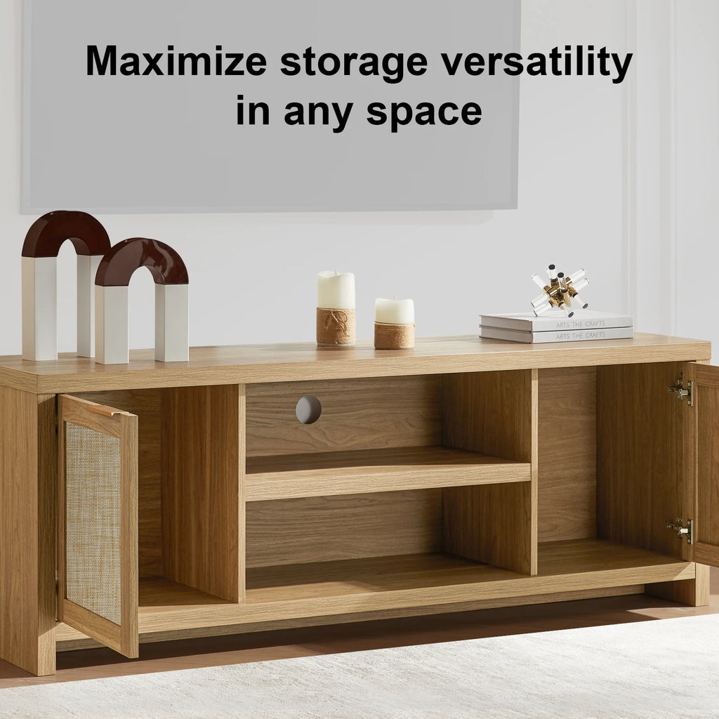 Farmhouse Rattan TV Stand, Weathered Oak D963523