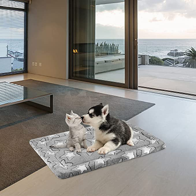 Reversible Machine Washable Grey Dog Crate Pad B801043