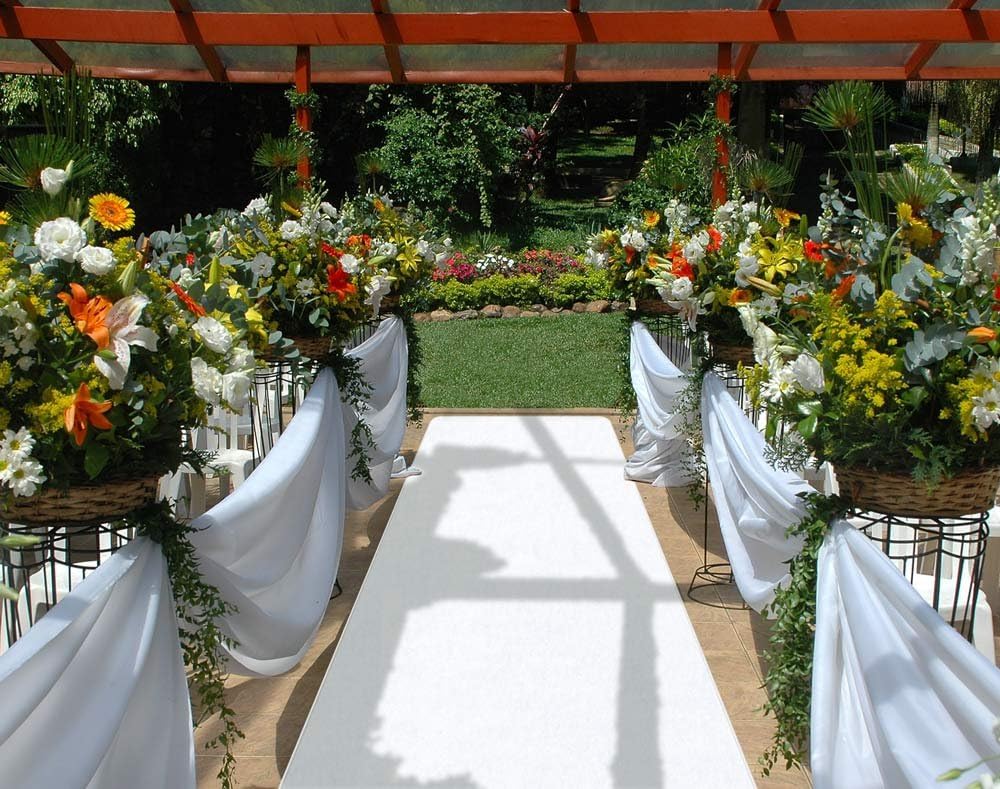 White Carpet Aisle Runner 4 Feet x 15 Feet R6642